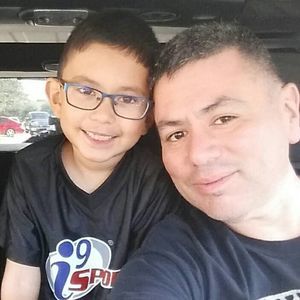 Meet your Posher, Carlos